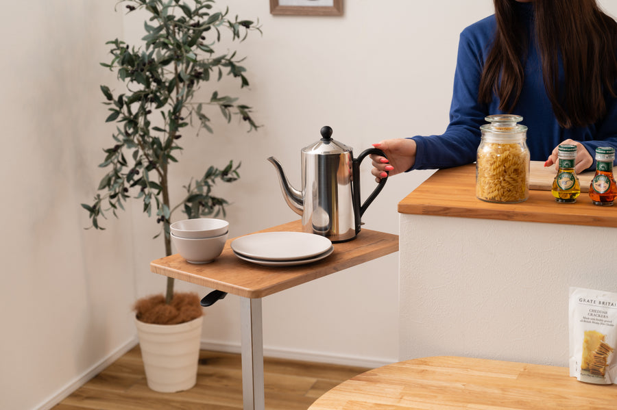 Lift-up side table, natural