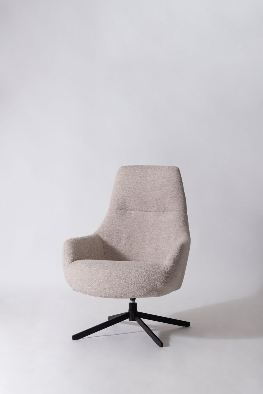 Nasta Lounge Chair Ivory