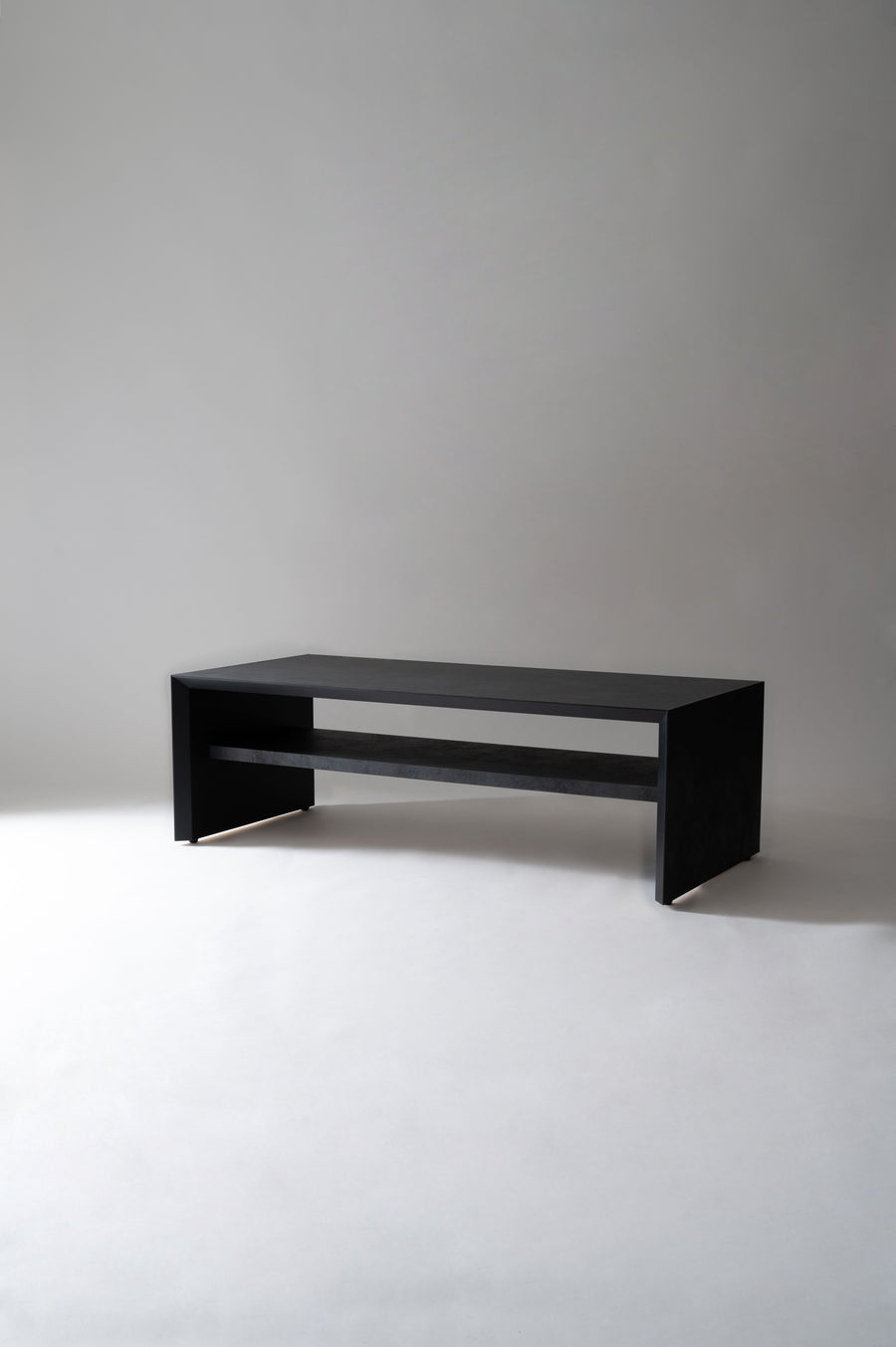 Alchemilla Living Table, Dark Grey