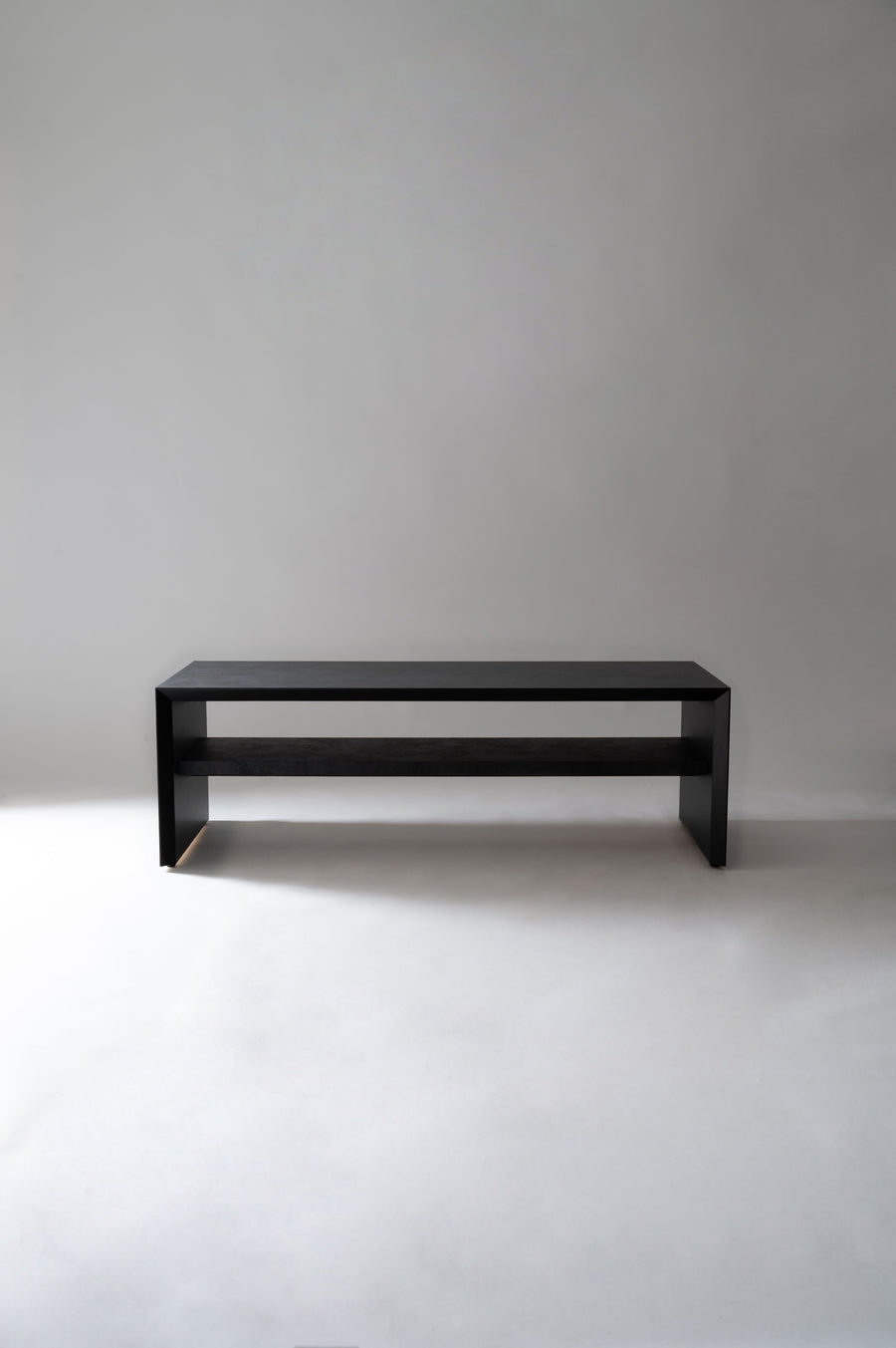 Alchemilla Living Table, Dark Grey