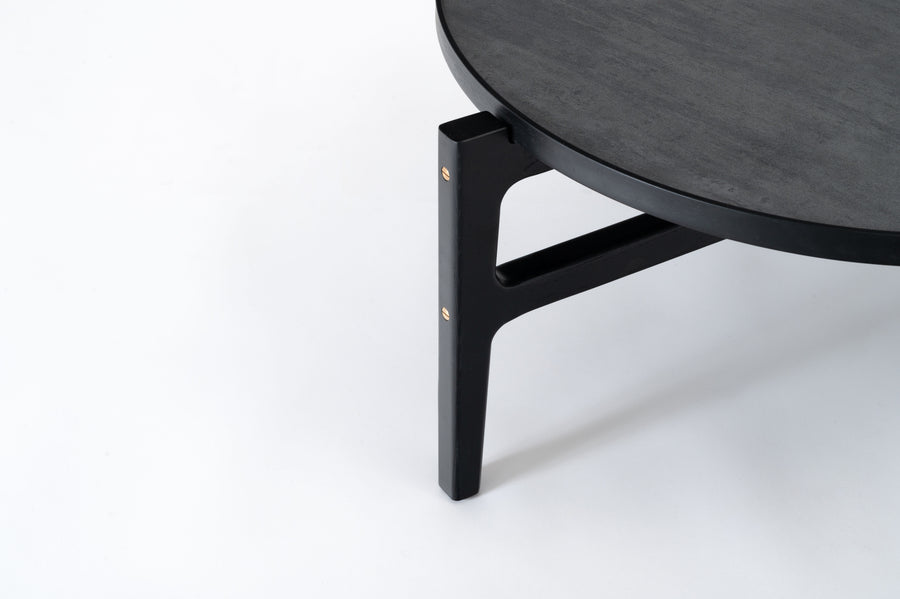 Crocus Round Table Black