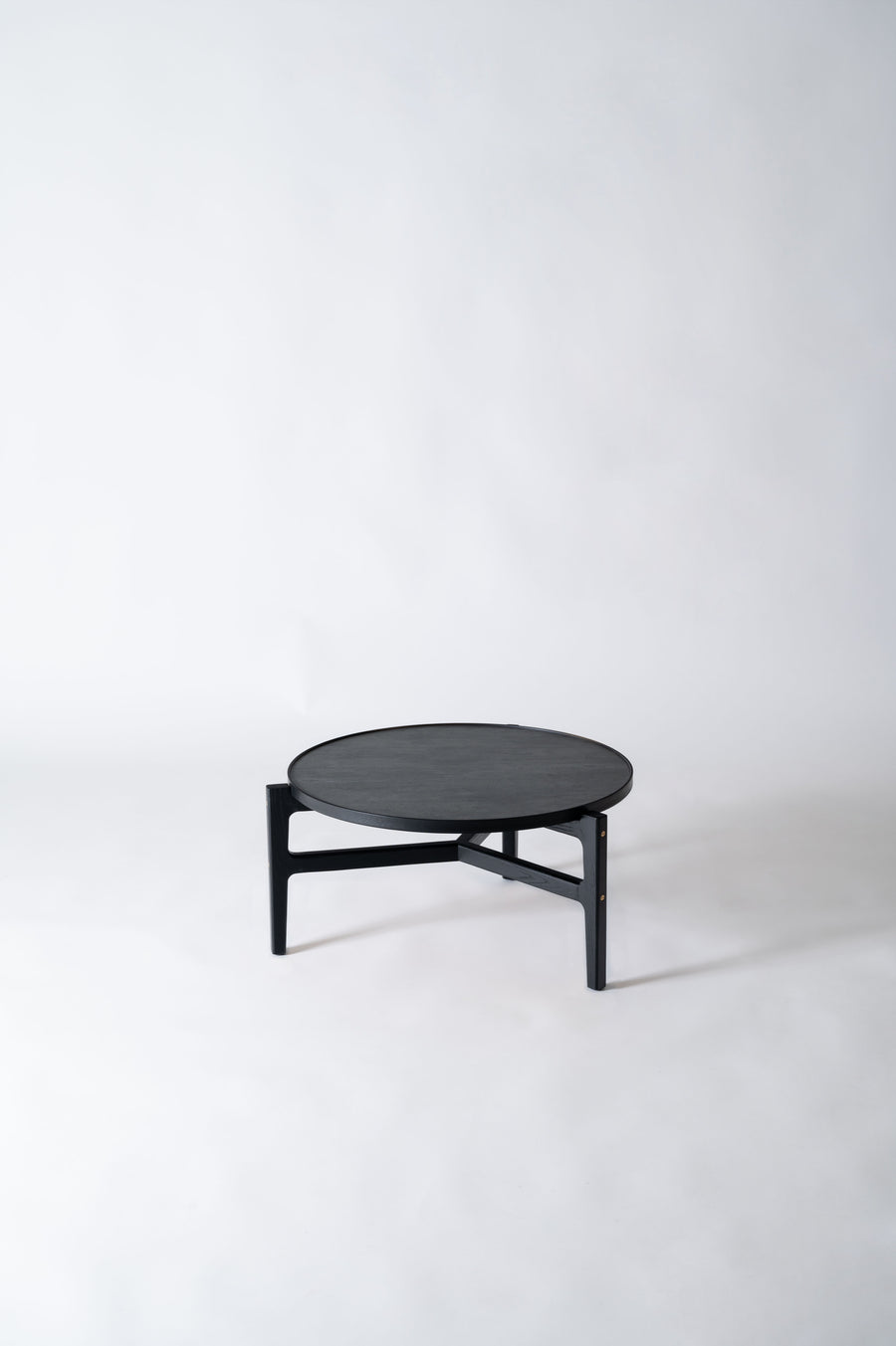 Crocus Round Table Black