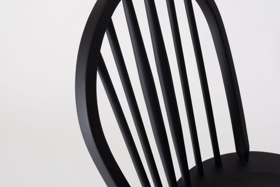 Time Windsor Chair Black