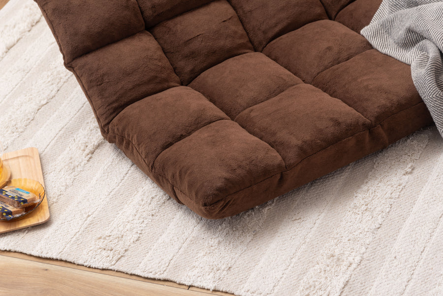 Fluffy wide recliner, brown