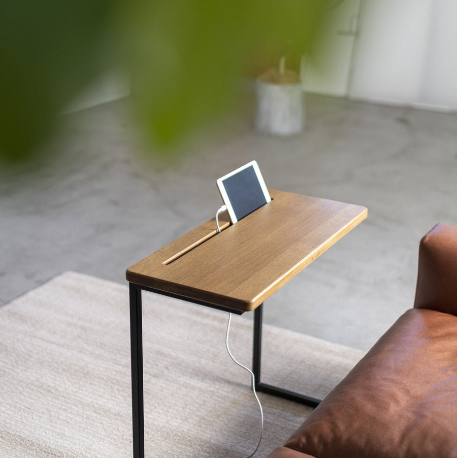 Sofa table for teleworking