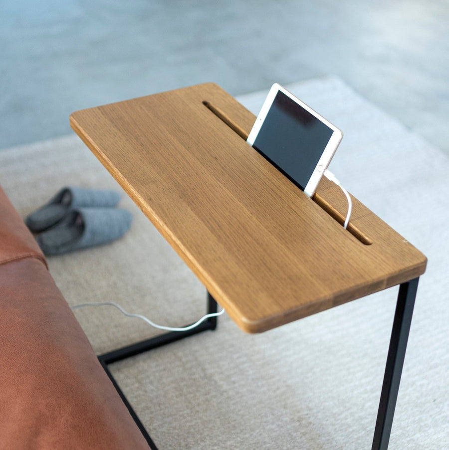 Sofa table for teleworking