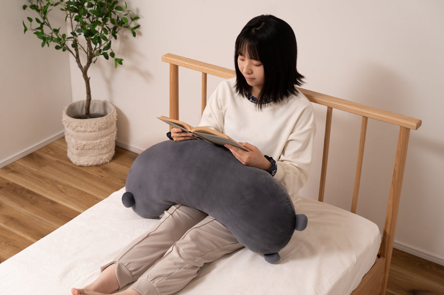 Body pillow dark grey