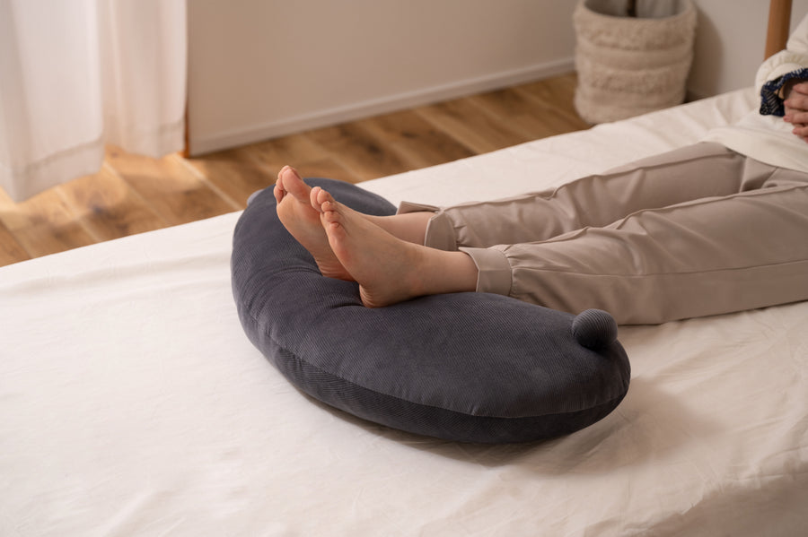 Body pillow dark grey