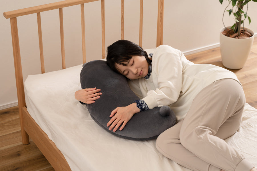 Body pillow dark grey