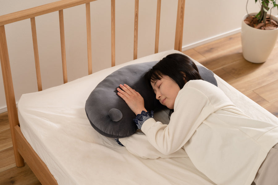 Body pillow dark grey