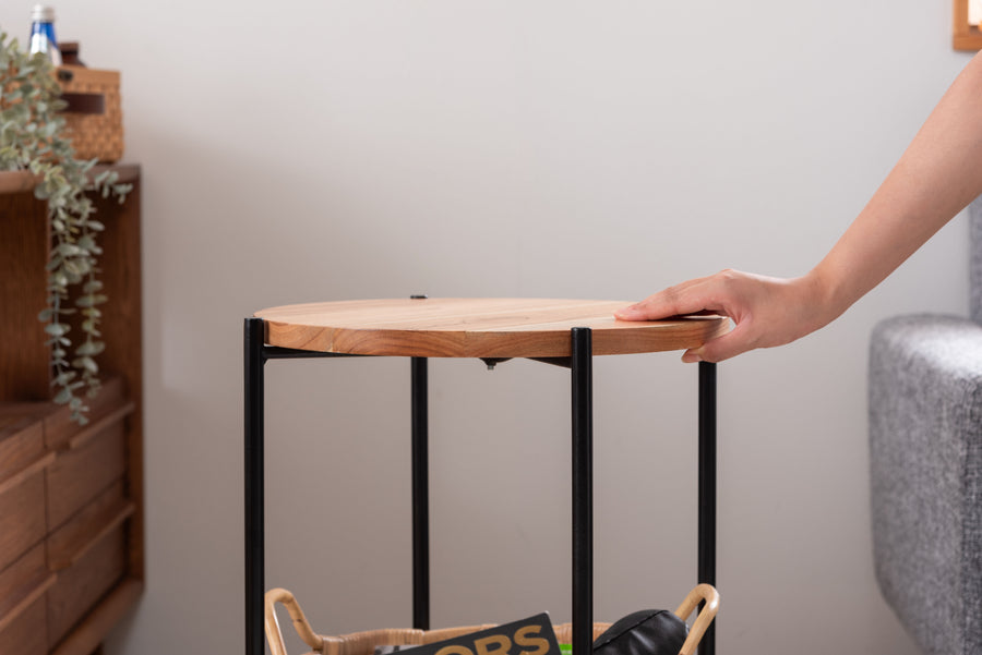 Side table with basket, natural