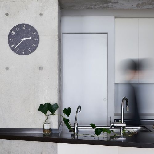 HIL22-10 DGY PANECO CLOCK Sand/Dark Gray/Number