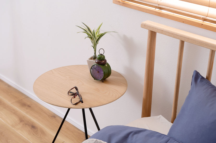 Side table, natural