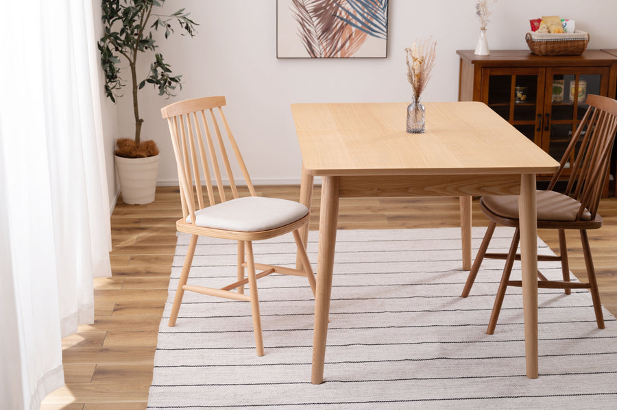 Extension dining table, natural