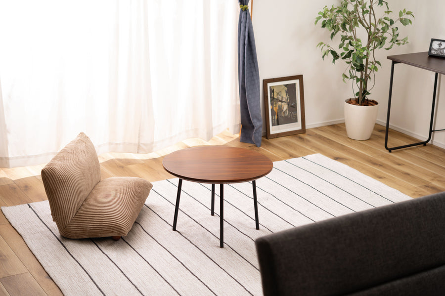 Round table brown