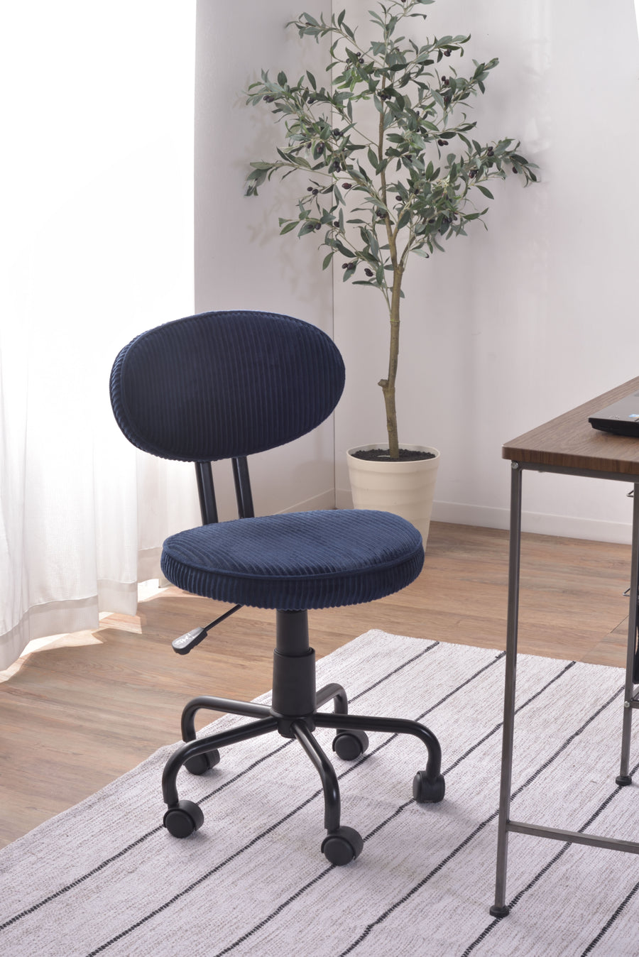 Blue desk chair