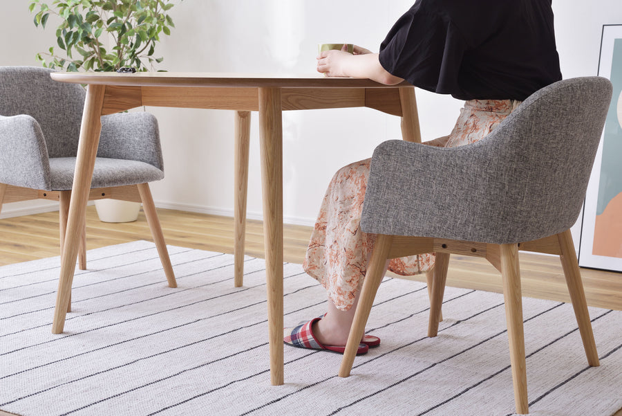 Carameli Round Dining Table, Natural