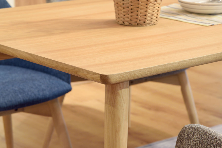 Carameli Dining Table Natural