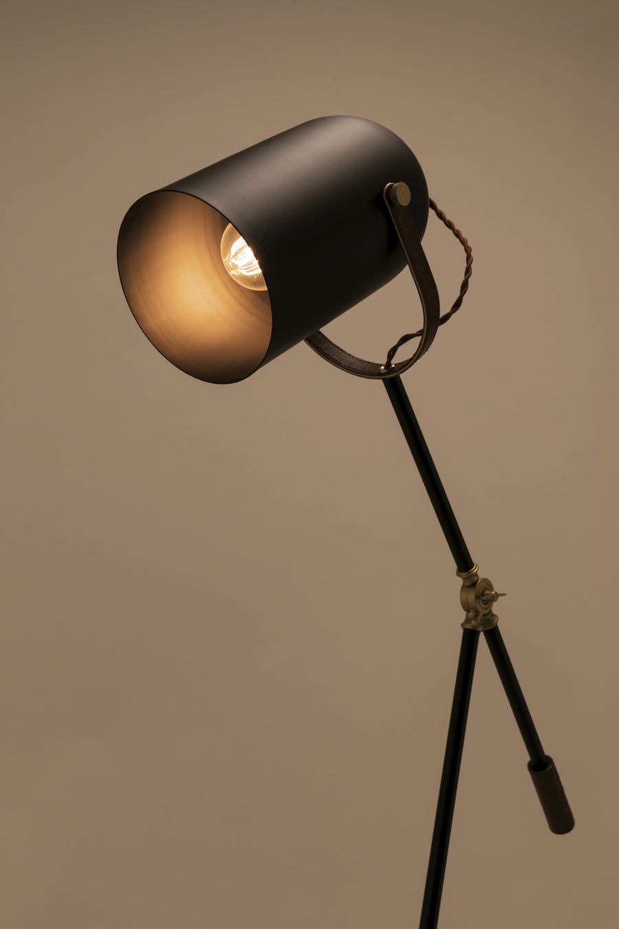 スタンドライト ブラック