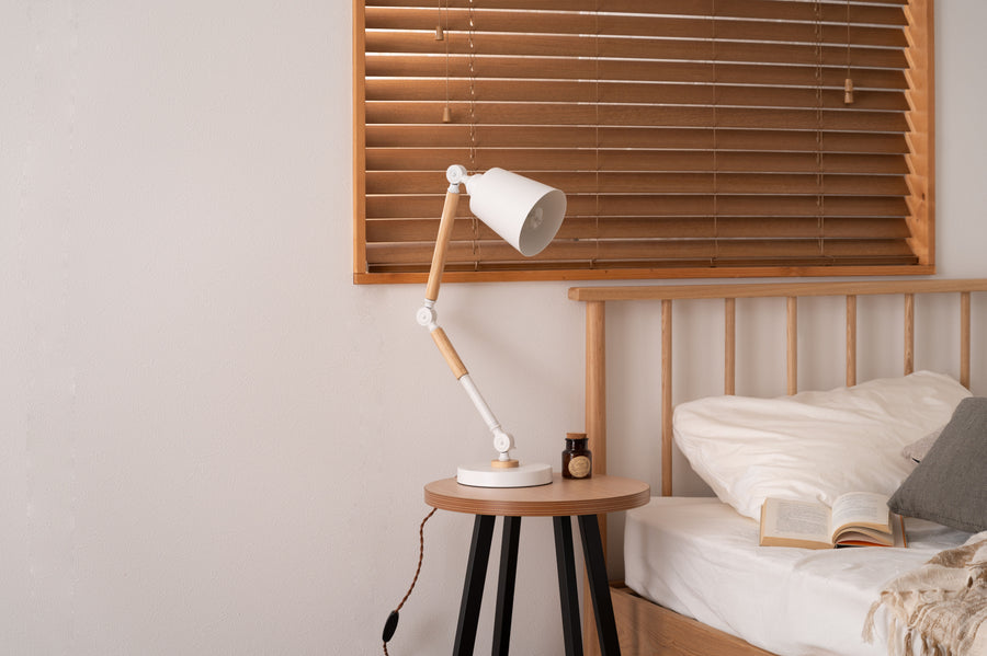 Desk lamp, white