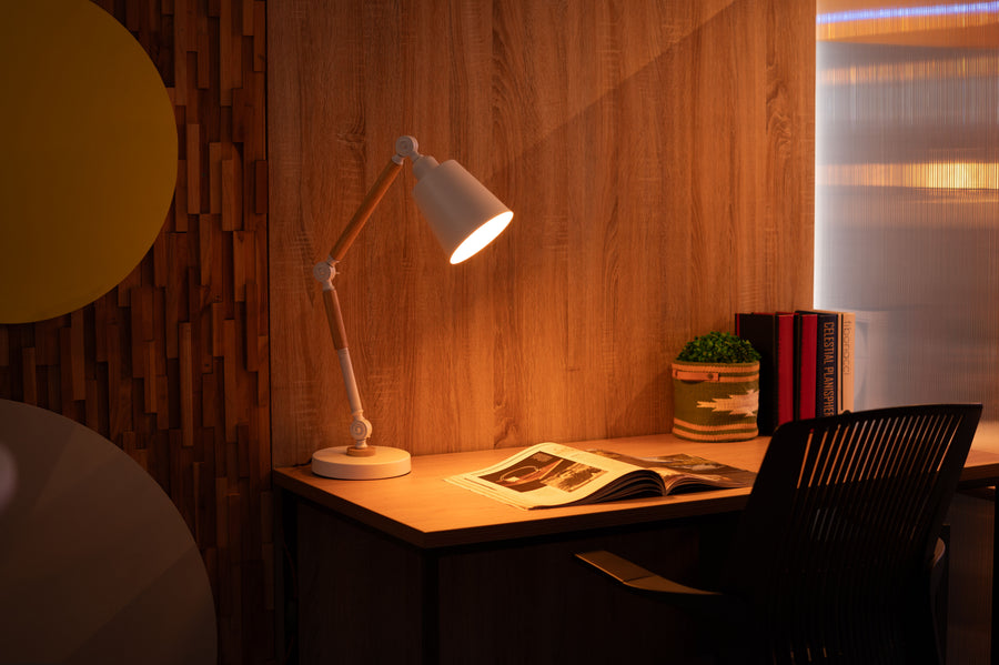 Desk lamp, white