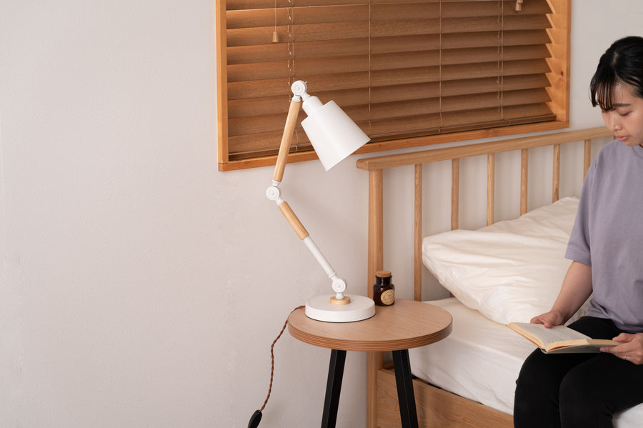 Desk lamp, white