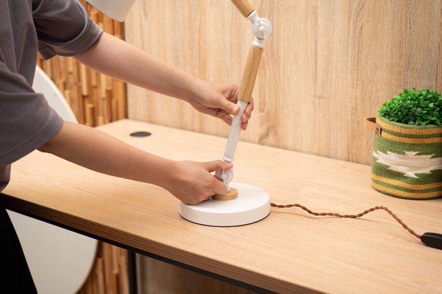 Desk lamp, white