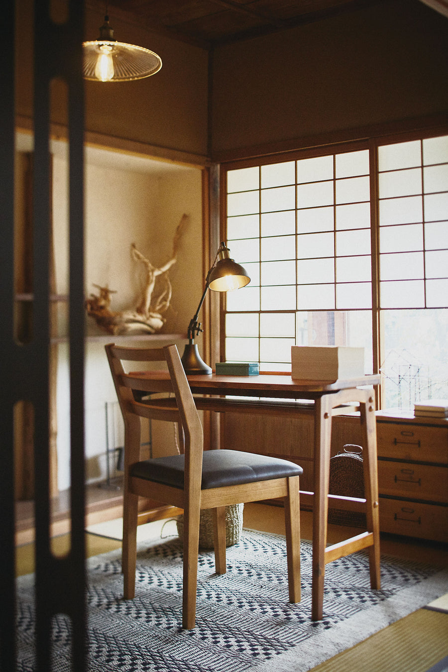 ヴァルト ダイニングチェア ブラウン