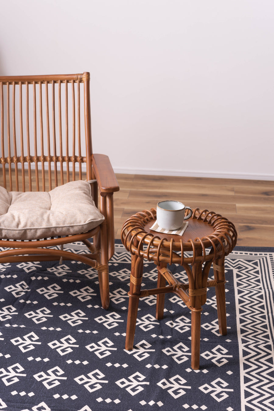 ラタンサイドテーブル ブラウン