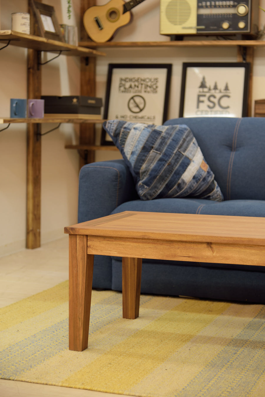 アルンダ センターテーブル ライトブラウン