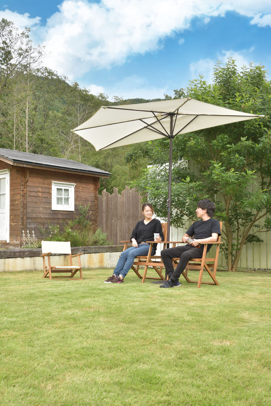 Folding bench with table, light brown