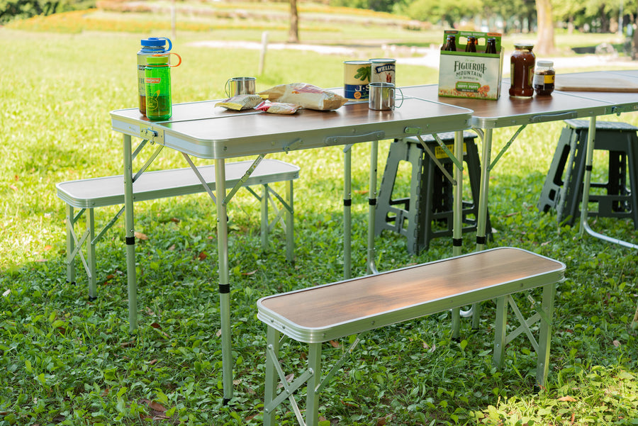 Folding table and bench set, brown