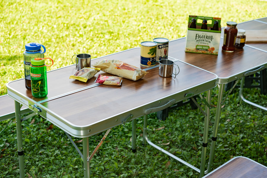 Folding table and bench set, brown