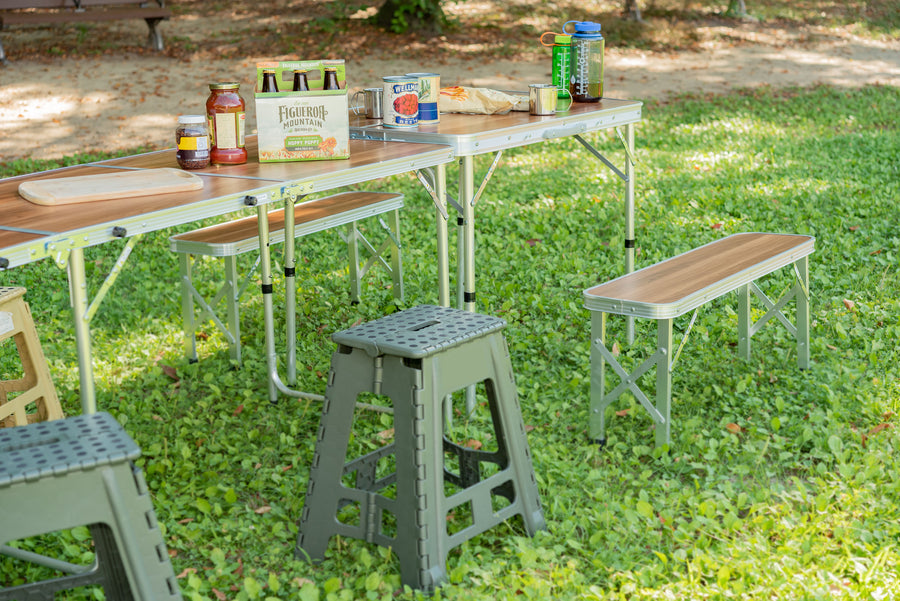 Folding table and bench set, brown