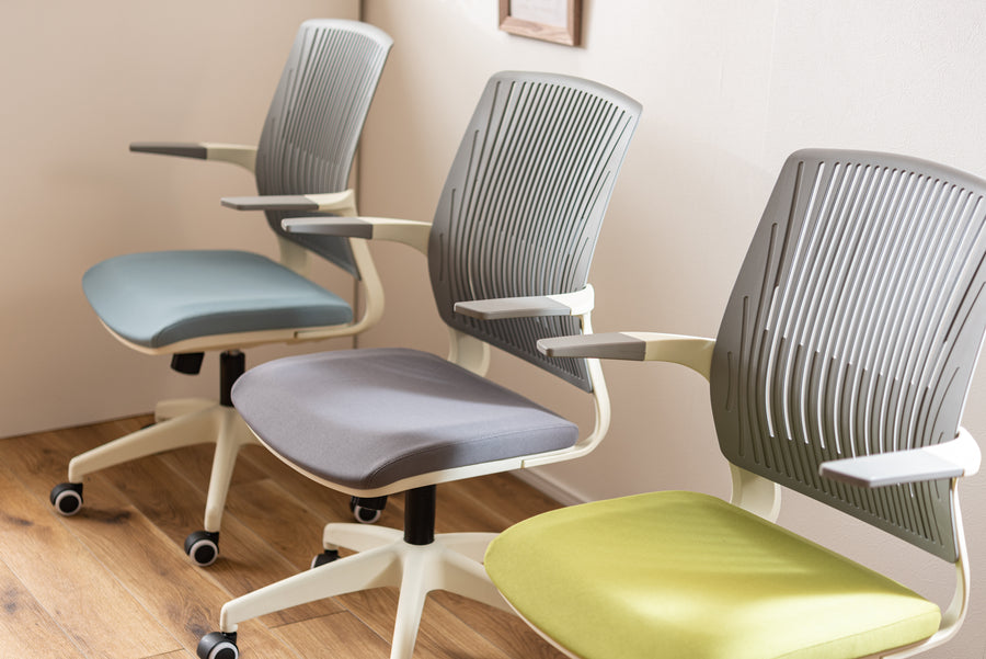 Cleco office chair green x white