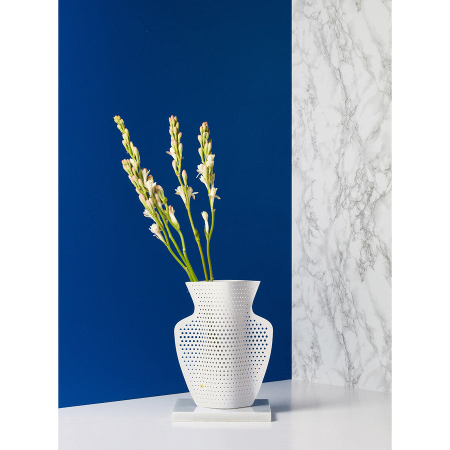 PAPER VASE CYANO (Perforated, White)