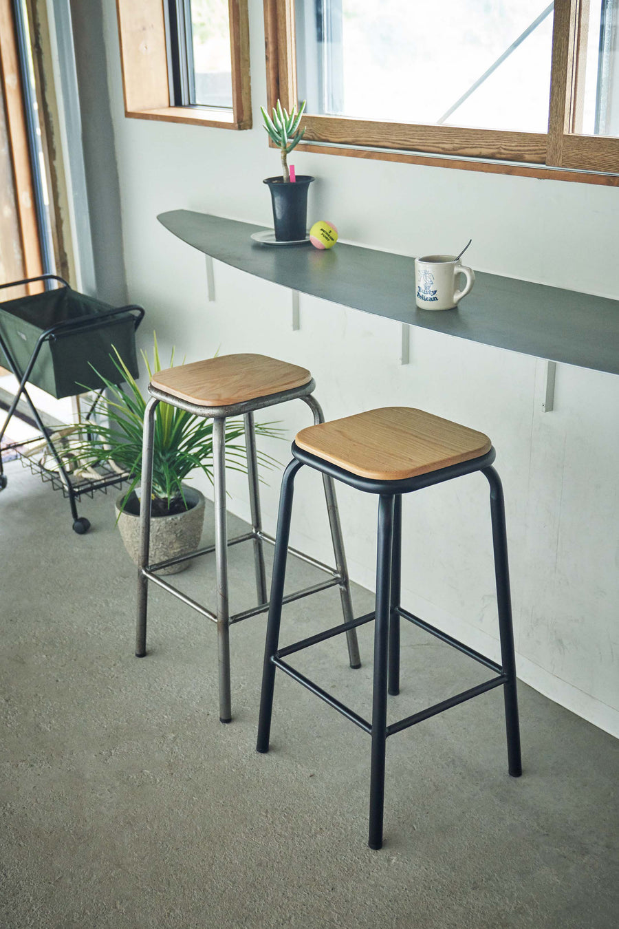 ハイスツール シルバー