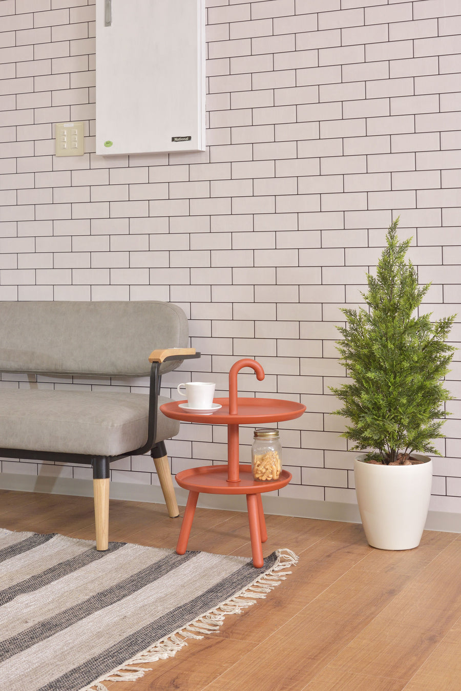 クッカ サイドテーブル オレンジ