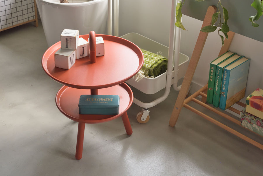 クッカ サイドテーブル オレンジ