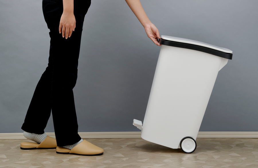 スムース ペダルダストボックス 31L ホワイト