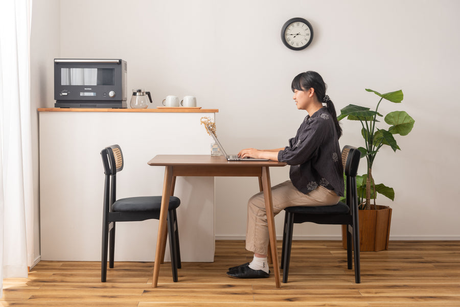 Square table brown