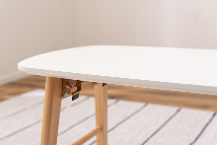 White folding table with shelf