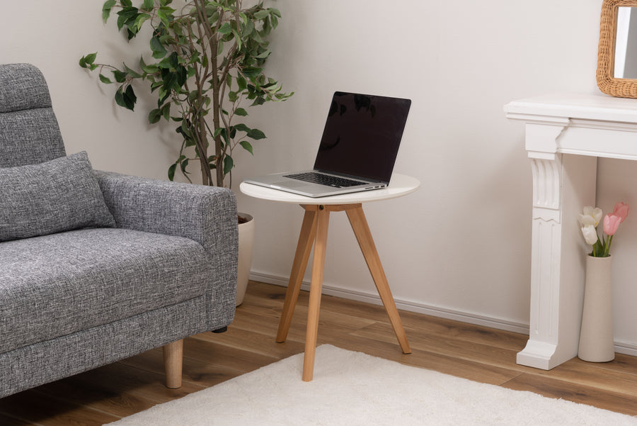 Round side table, white