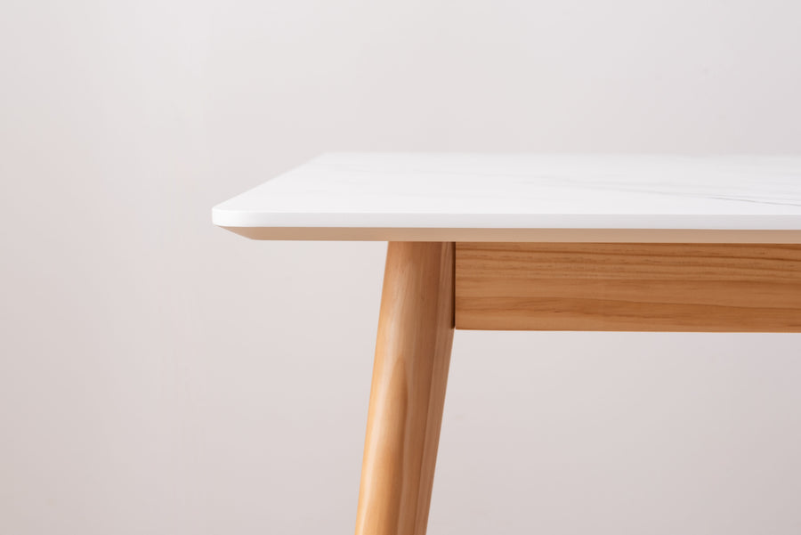 Square table white