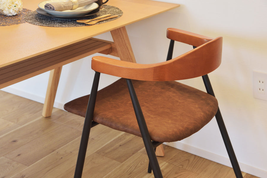 アームチェア ブラウン