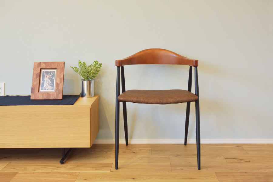 アームチェア ブラウン