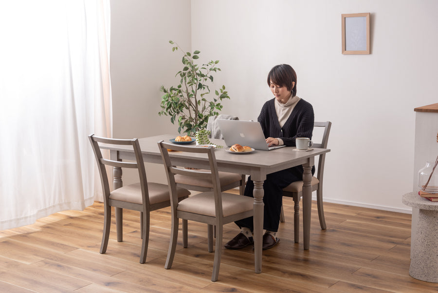 Dining table grey