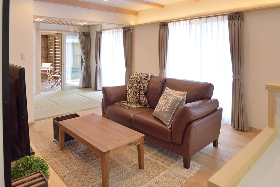 アルタイル ブラウン