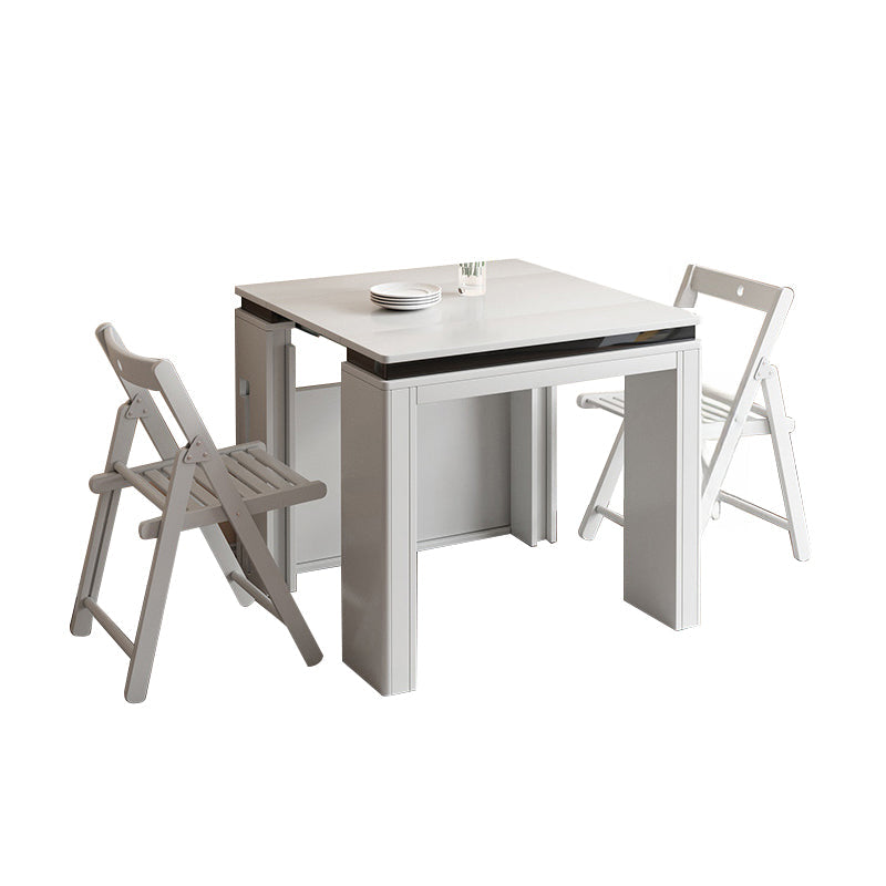 Extendable dining table