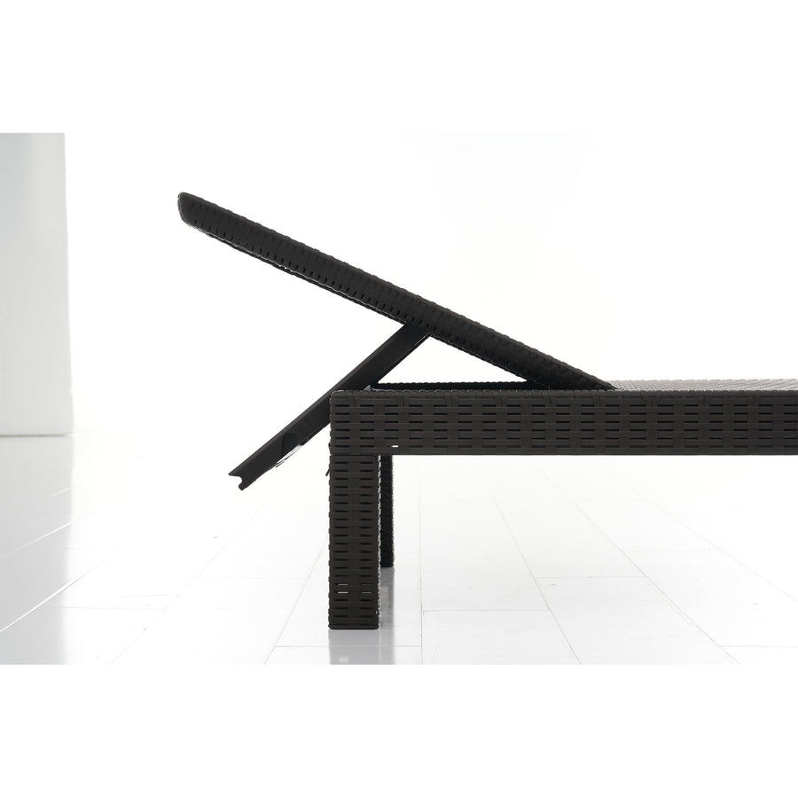 Outdoor 4-level adjustable garden chair